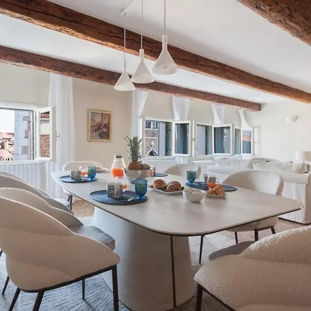Cera Fenice Opera House Apartment Venice