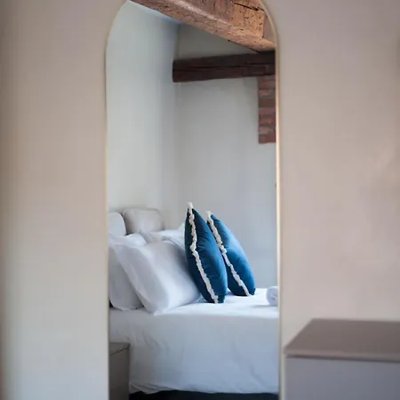 Cera Fenice Opera House Apartment Venice