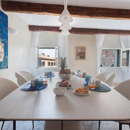 Cera Fenice Opera House Apartment Venice
